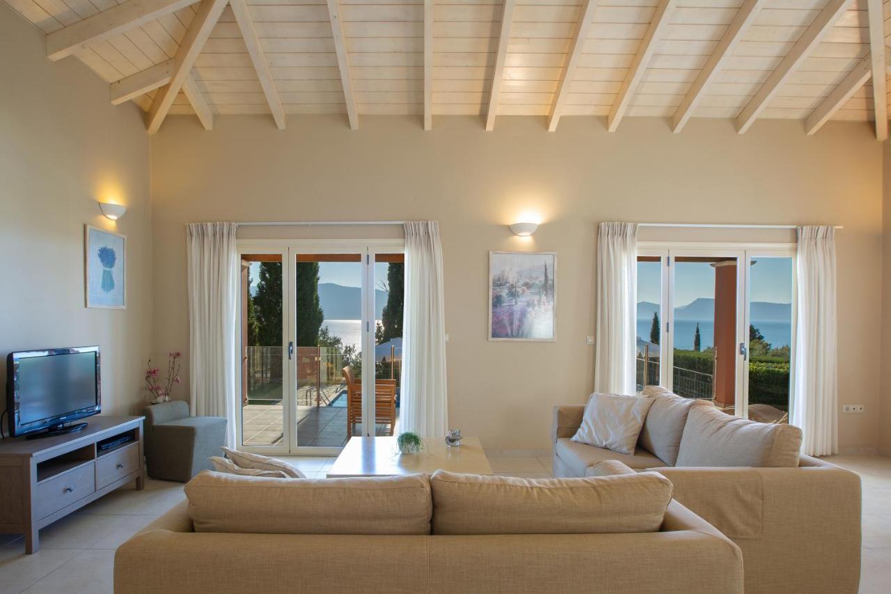 Ionian Luxury Villas Нікіана Екстер'єр фото