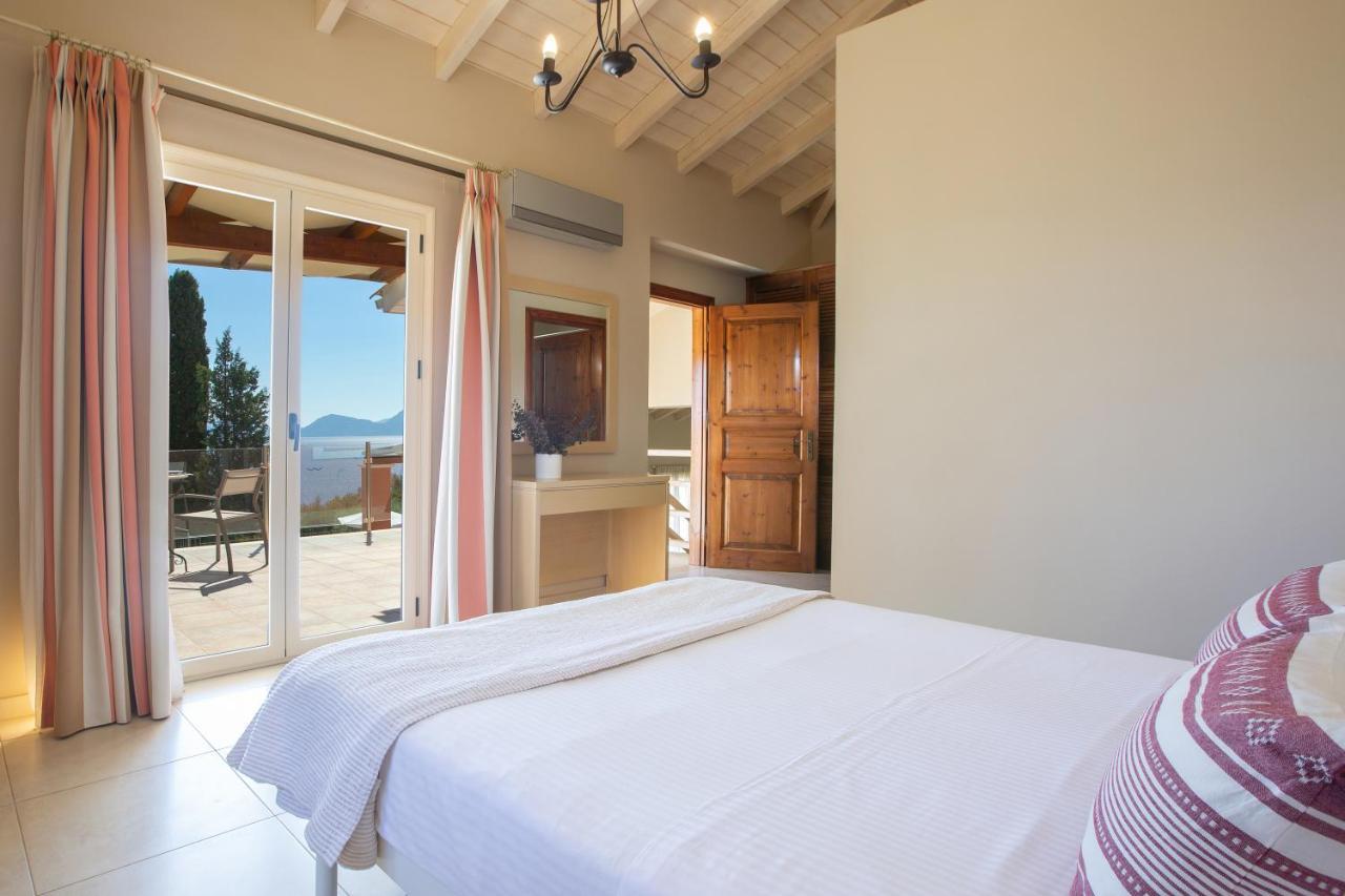 Ionian Luxury Villas Нікіана Екстер'єр фото